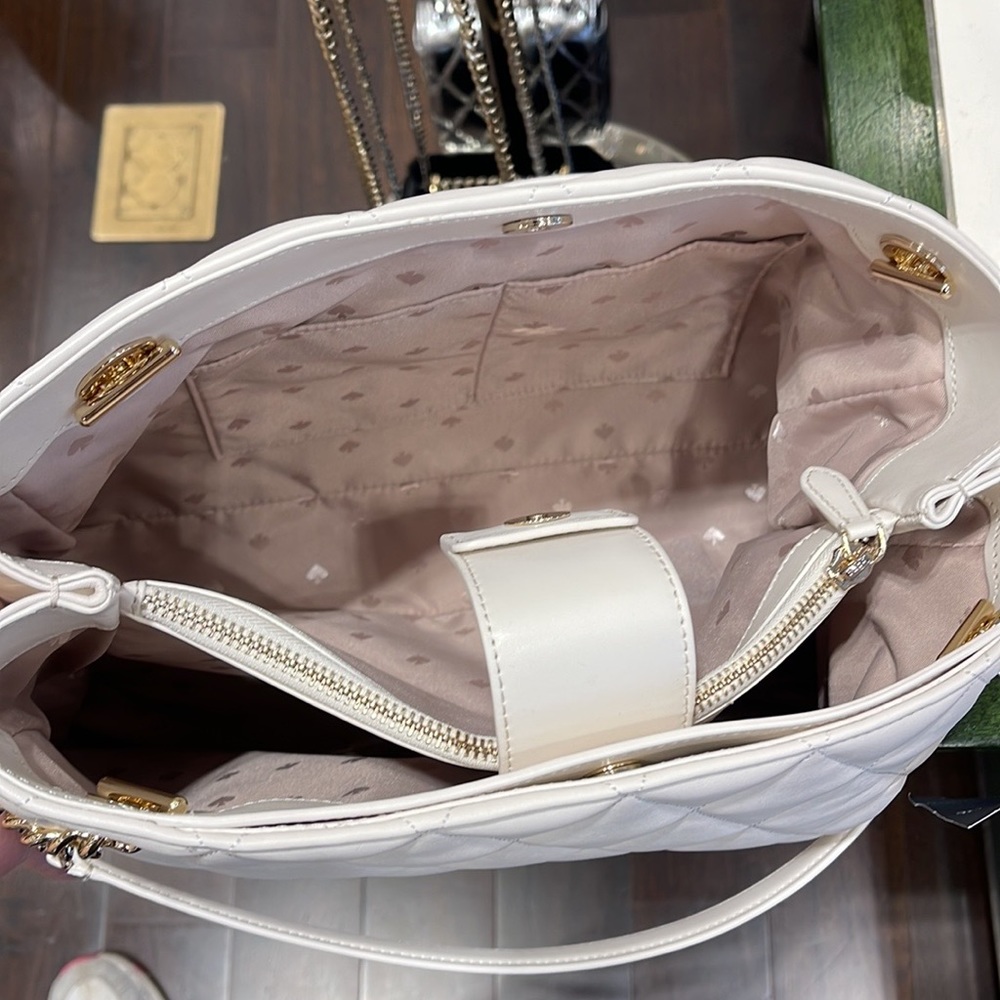 Kate Spade Carey Tote 
COLOR:
Parchment
NWT - Picture 15 of 16